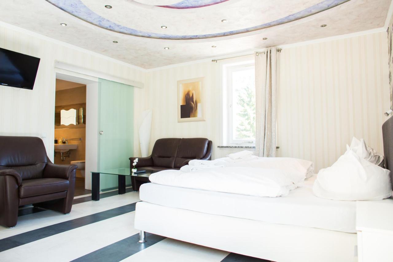 Dein Hotel Hamburg Exterior photo